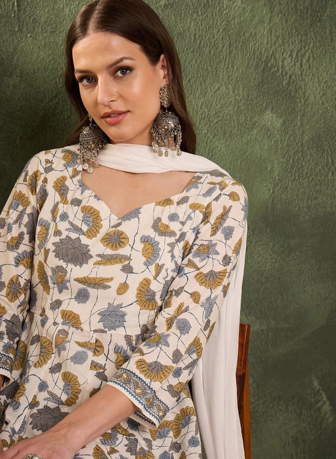 SASSAFRAS Women Off White Floral Anarkali Kurta with Pants and Dupatta Set - Image 4